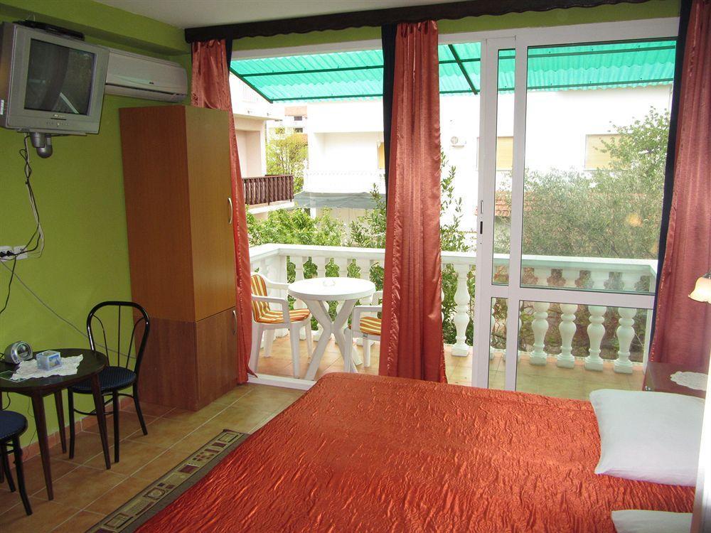 Villa Vilma Sukošan Екстериор снимка